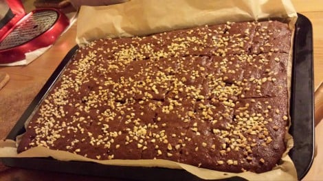 Ein Brownie Kuchen blech (vegan)